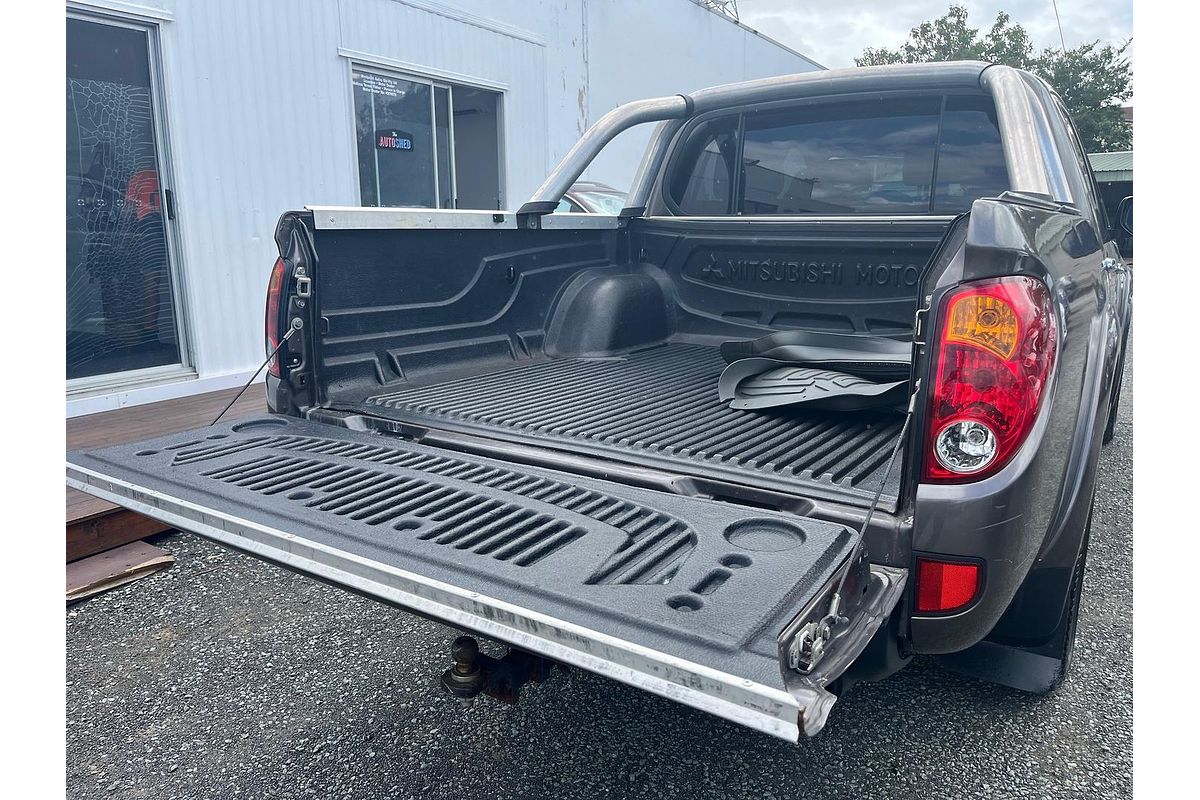2012 Mitsubishi Triton GLX-R MN 4X4