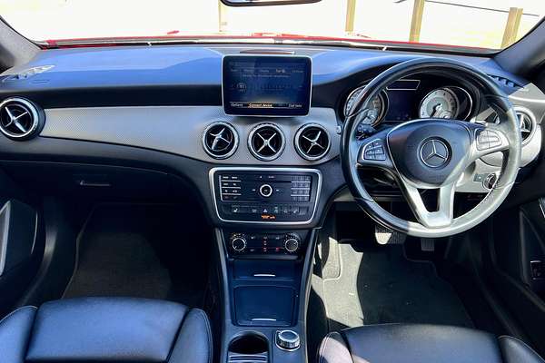 2015 Mercedes-Benz GLA-Class GLA180 X156