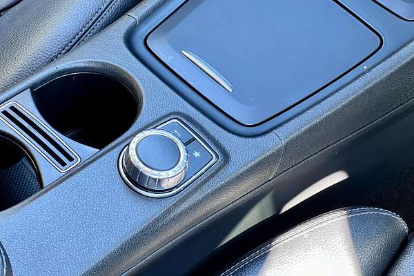2015 Mercedes-Benz GLA-Class GLA180 X156