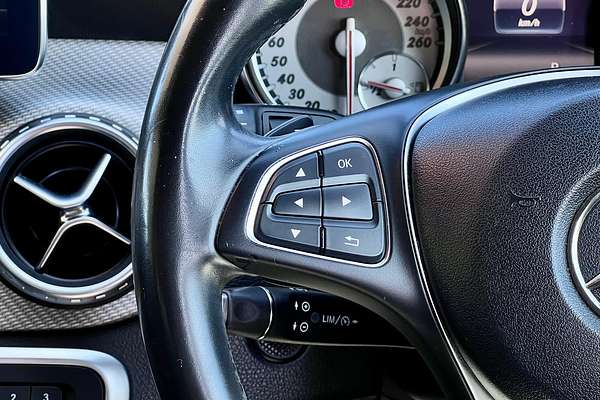 2015 Mercedes-Benz GLA-Class GLA180 X156