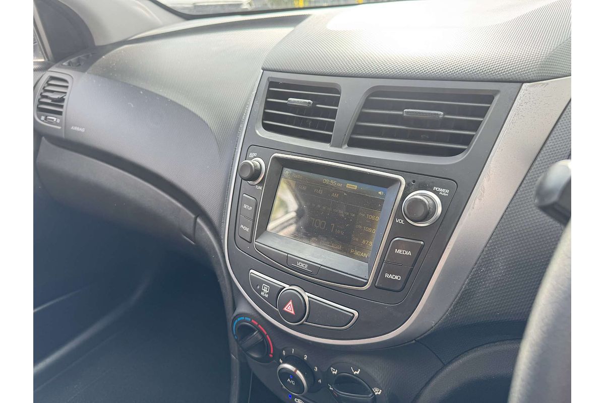 2016 Hyundai Accent Active RB3