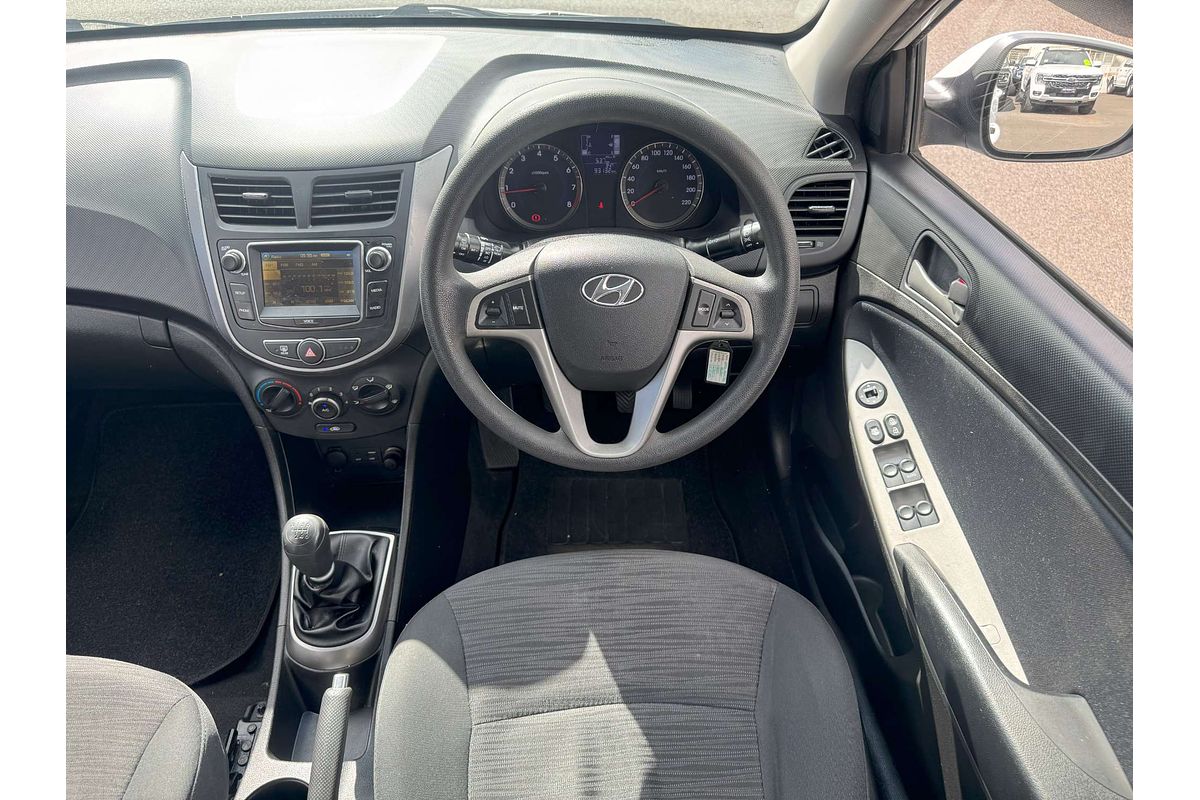 2016 Hyundai Accent Active RB3