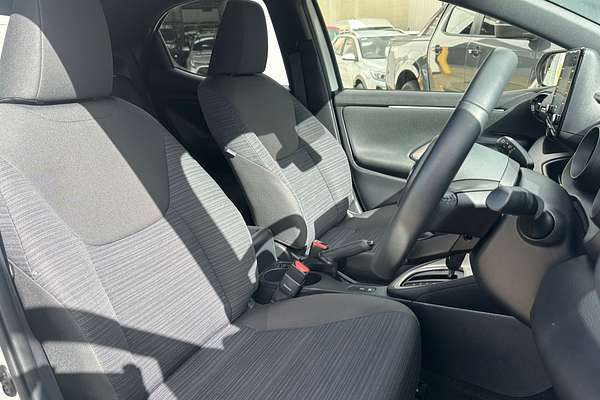 2021 Toyota Yaris SX MXPA10R