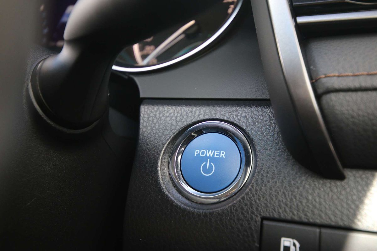 2019 Toyota Camry Ascent Sport AXVH71R