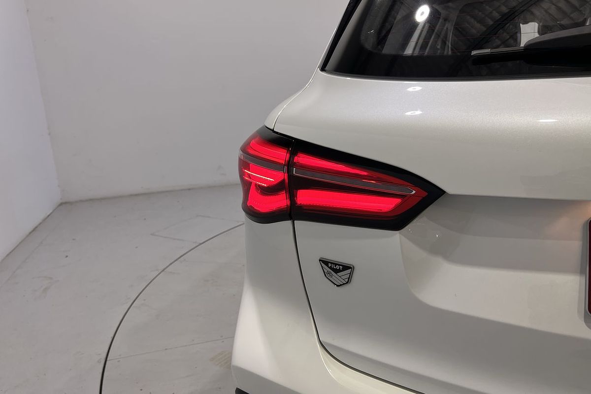 2022 MG HS Vibe SAS23