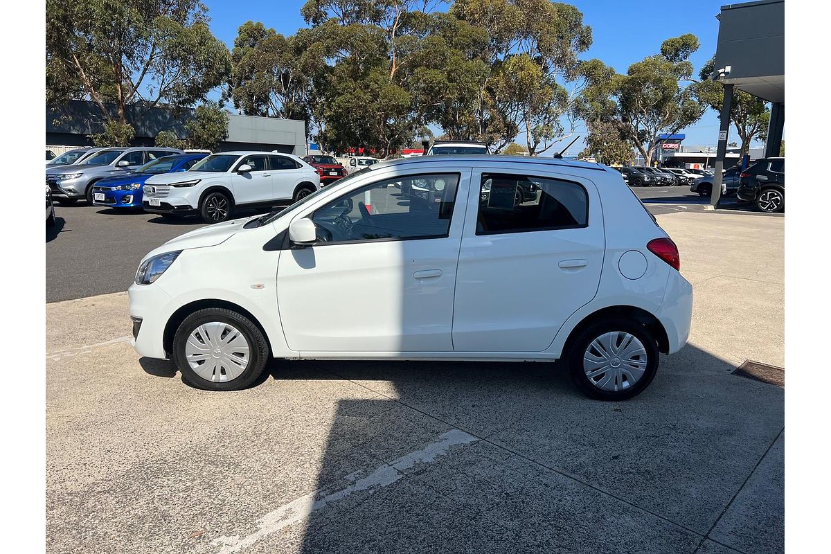 2020 Mitsubishi Mirage ES LA