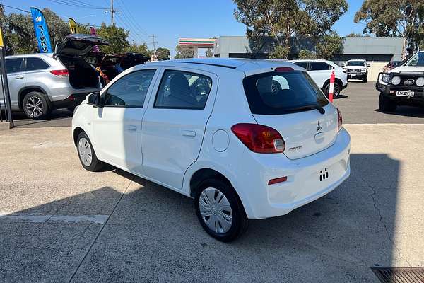 2020 Mitsubishi Mirage ES LA