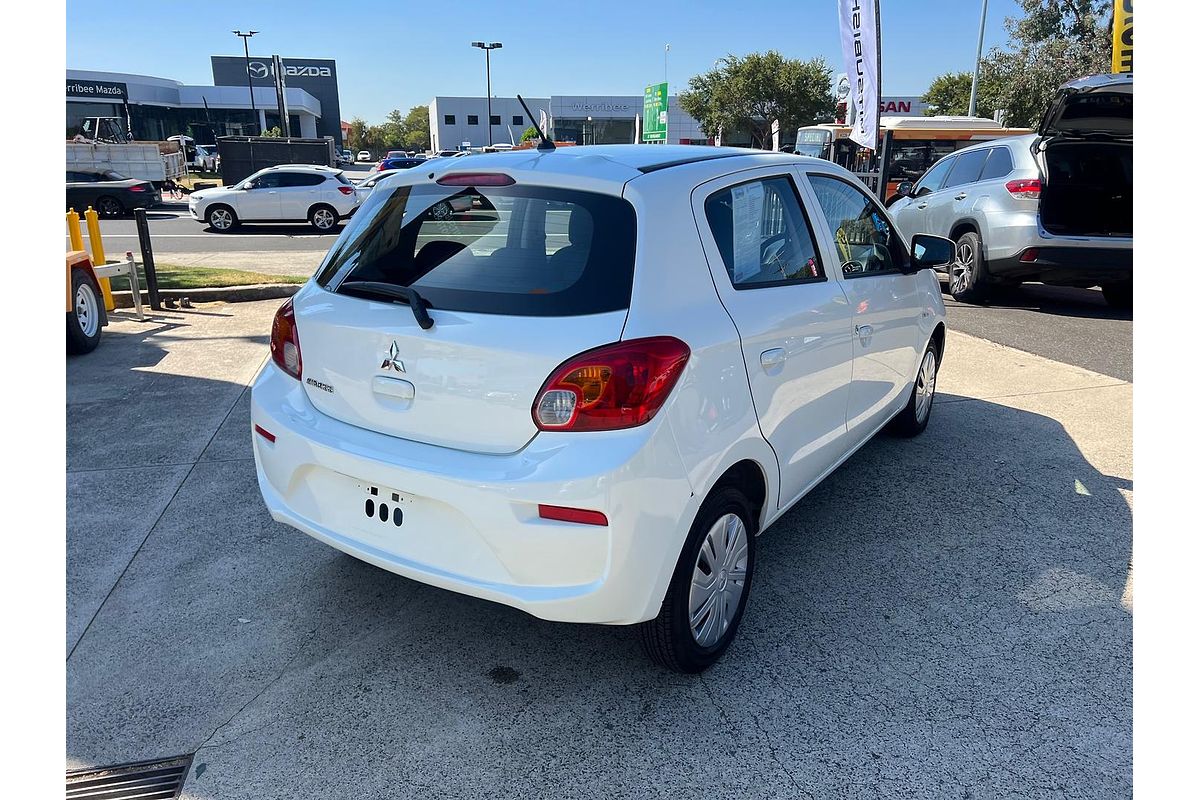 2020 Mitsubishi Mirage ES LA
