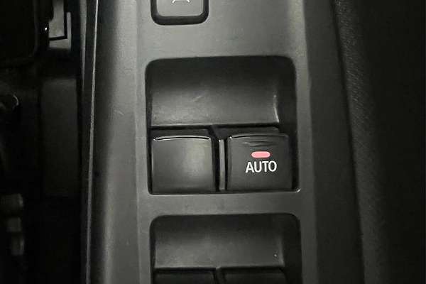 2020 Mitsubishi Mirage ES LA