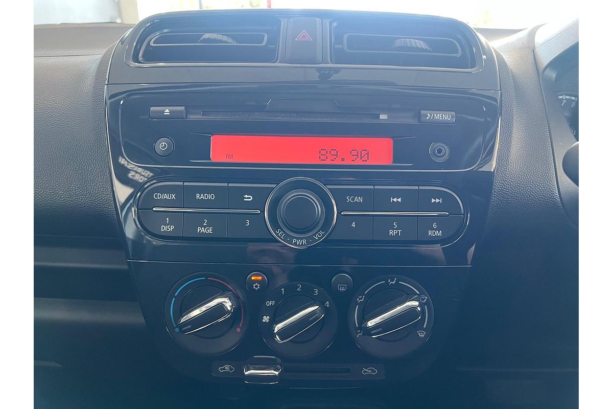 2020 Mitsubishi Mirage ES LA