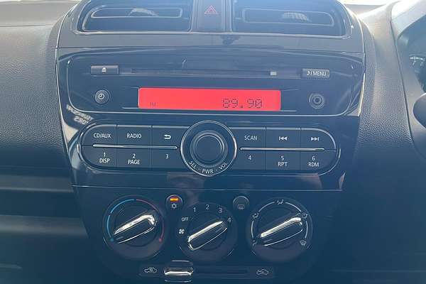 2020 Mitsubishi Mirage ES LA