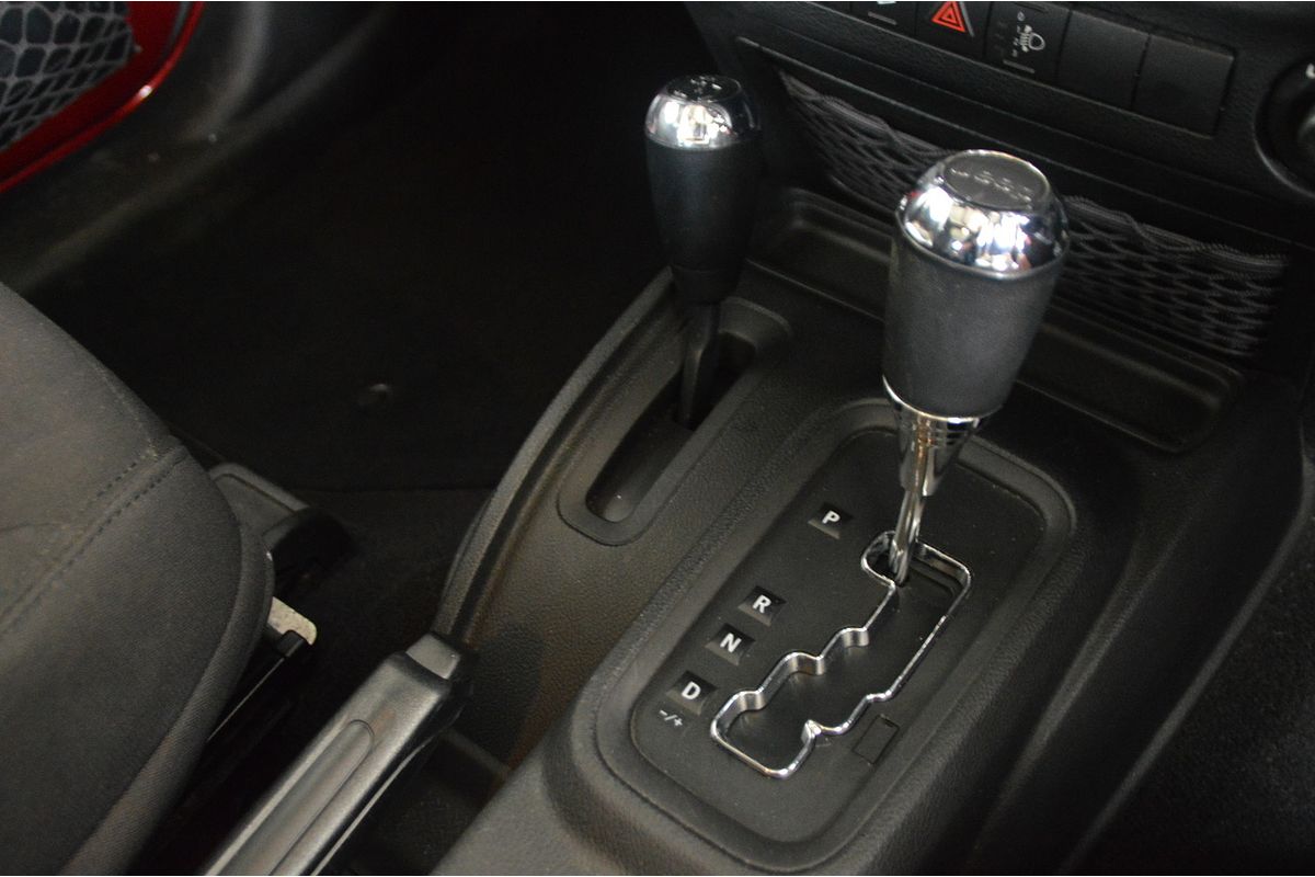 2013 Jeep Wrangler Sport JK