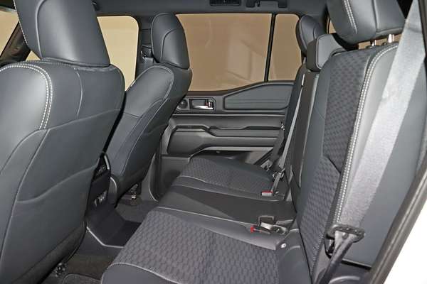 2024 Toyota Landcruiser Prado VX GDJ251R
