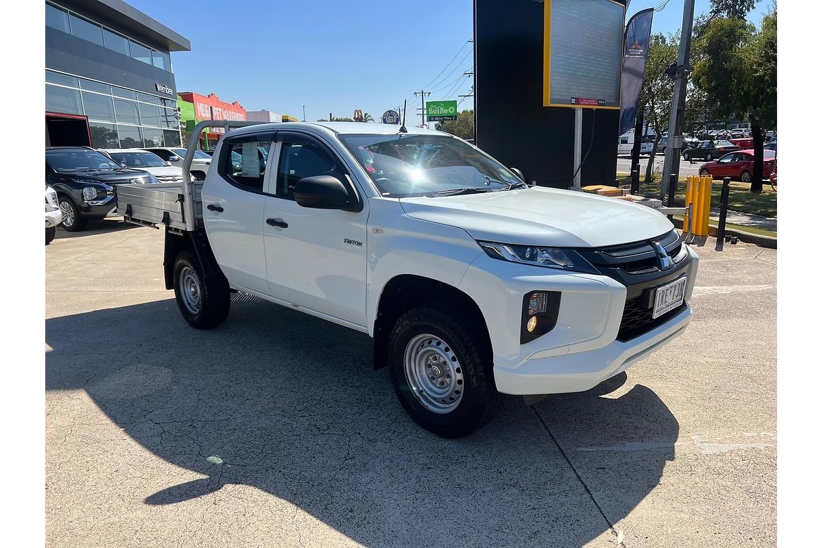 2019 Mitsubishi Triton GLX MR 4X4