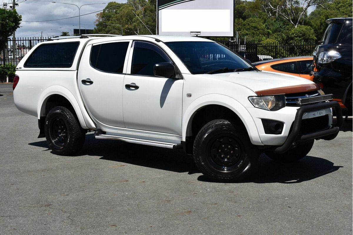 2015 Mitsubishi Triton GLX MN 4X4