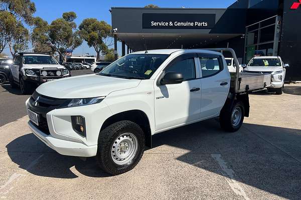 2019 Mitsubishi Triton GLX MR 4X4