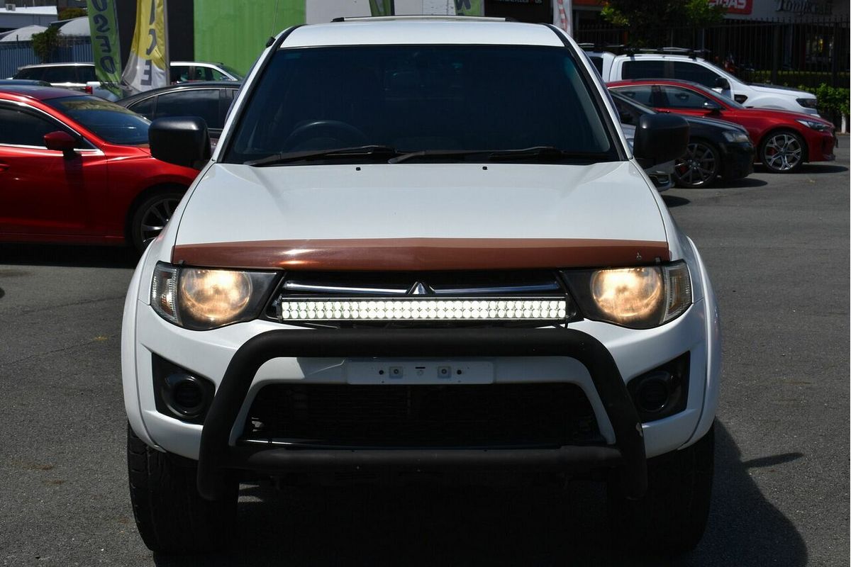 2015 Mitsubishi Triton GLX MN 4X4