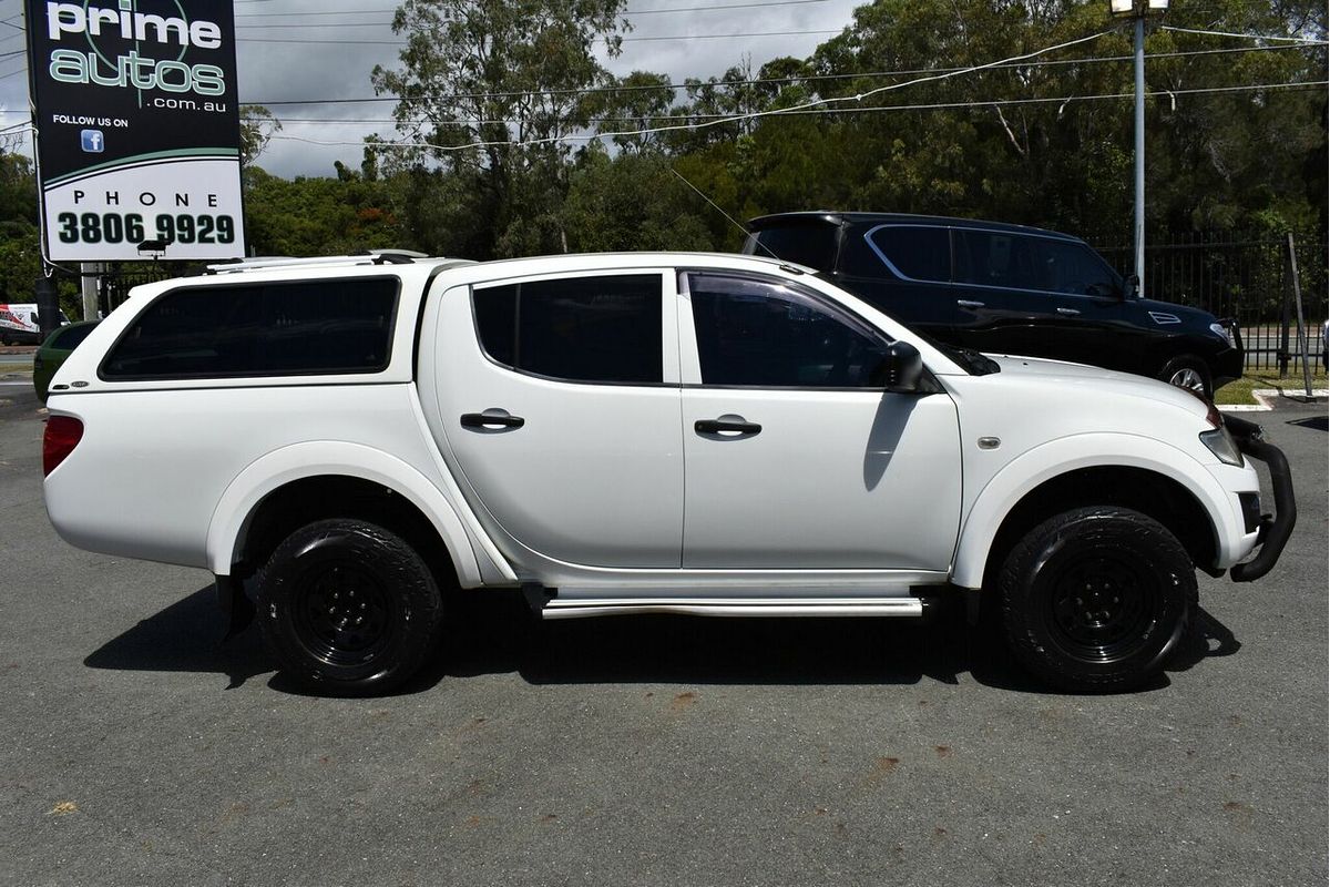 2015 Mitsubishi Triton GLX MN 4X4