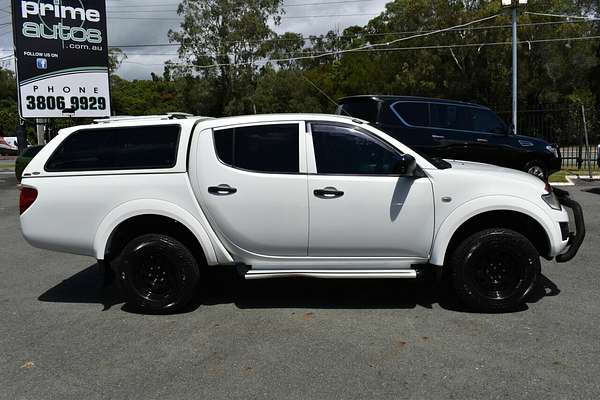 2015 Mitsubishi Triton GLX MN 4X4