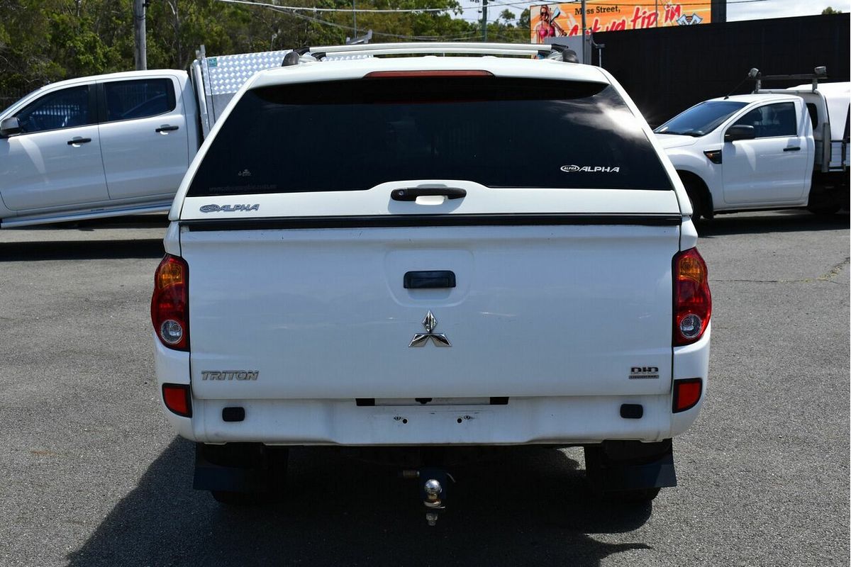 2015 Mitsubishi Triton GLX MN 4X4