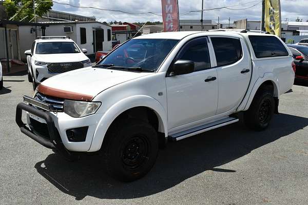 2015 Mitsubishi Triton GLX MN 4X4