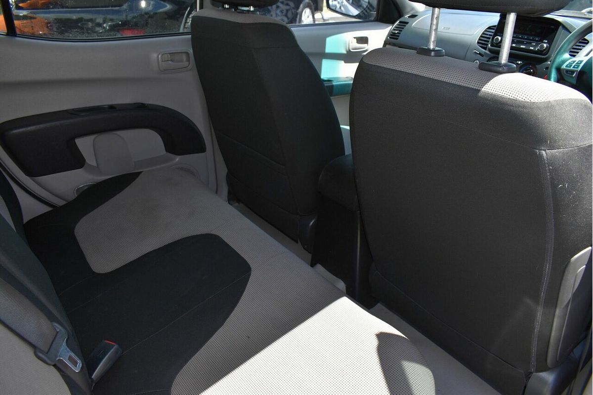 2015 Mitsubishi Triton GLX MN 4X4