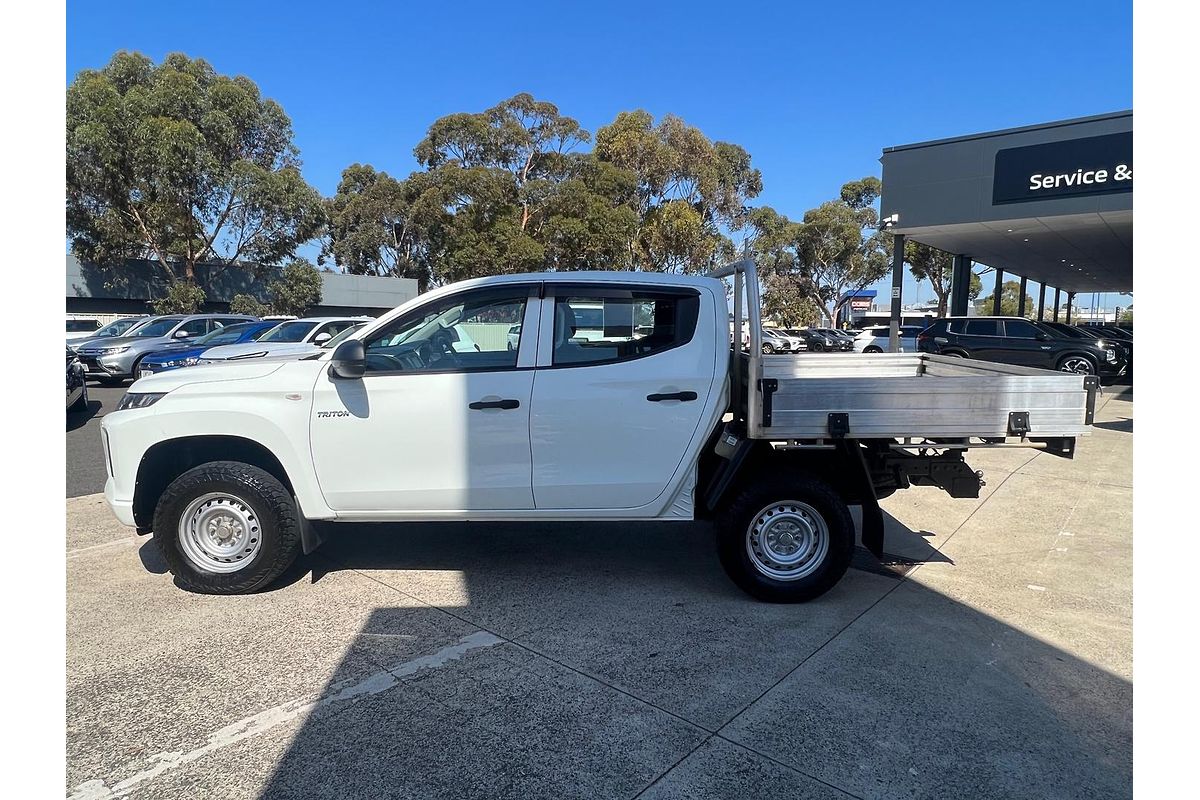 2019 Mitsubishi Triton GLX MR 4X4