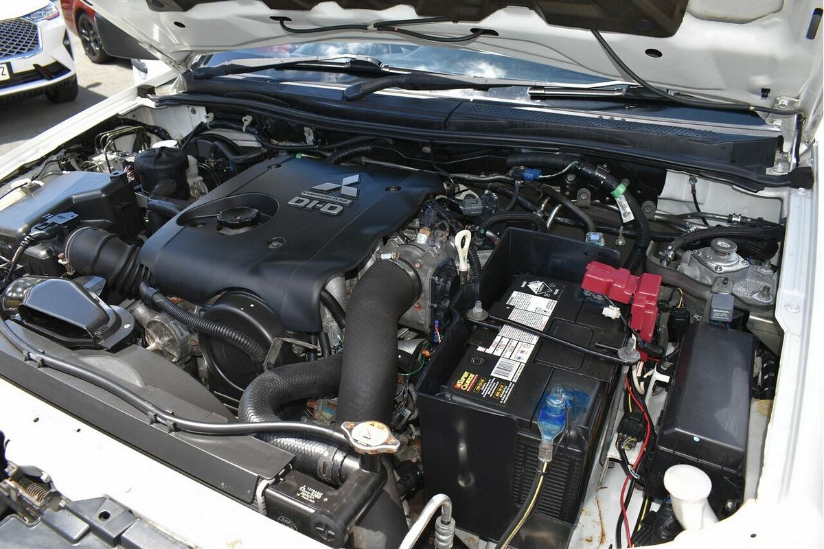 2015 Mitsubishi Triton GLX MN 4X4