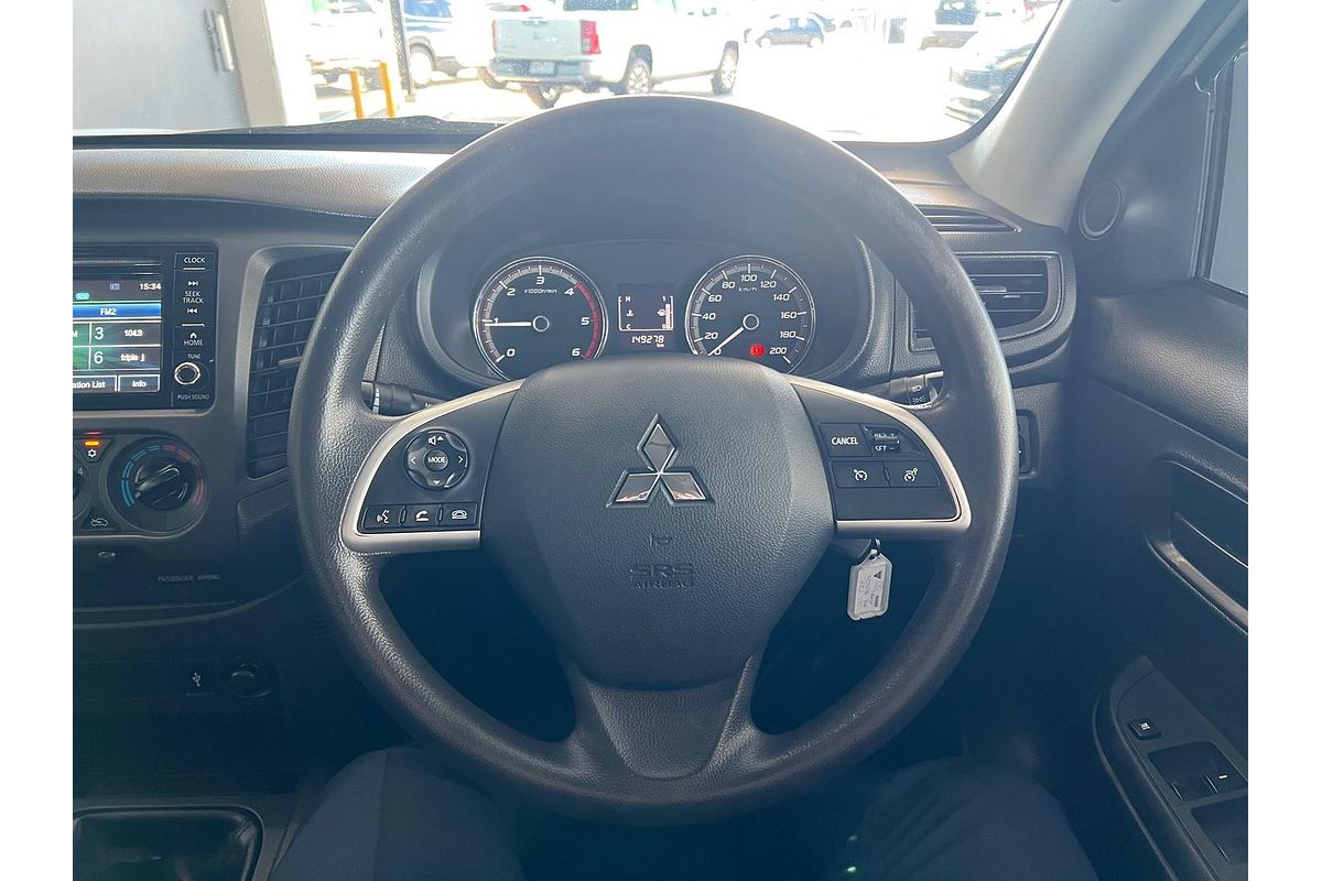 2019 Mitsubishi Triton GLX MR 4X4
