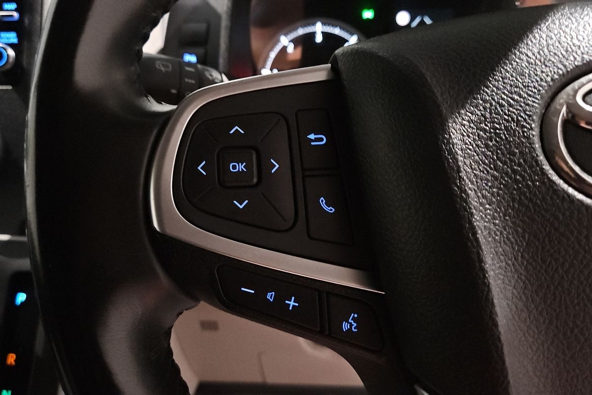 2021 Toyota Hiace GDH300R LWB