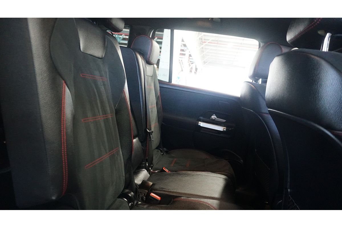 2021 Mercedes-Benz GLB-Class GLB200 X247