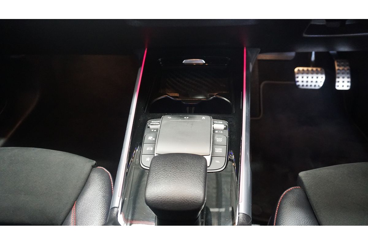 2021 Mercedes-Benz GLB-Class GLB200 X247
