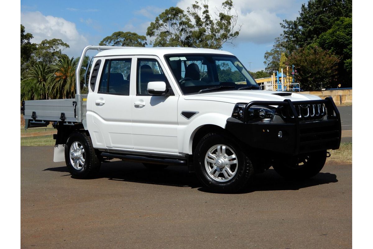 2022 Mahindra PIK-UP S11 4X4