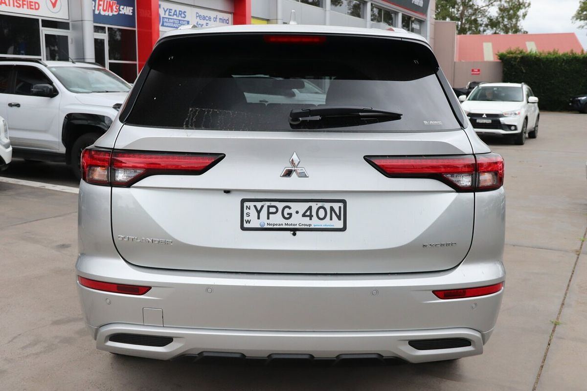 2024 Mitsubishi Outlander Exceed ZM