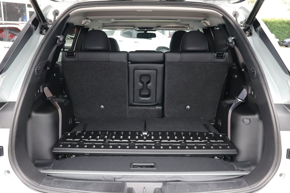 2024 Mitsubishi Outlander Exceed ZM