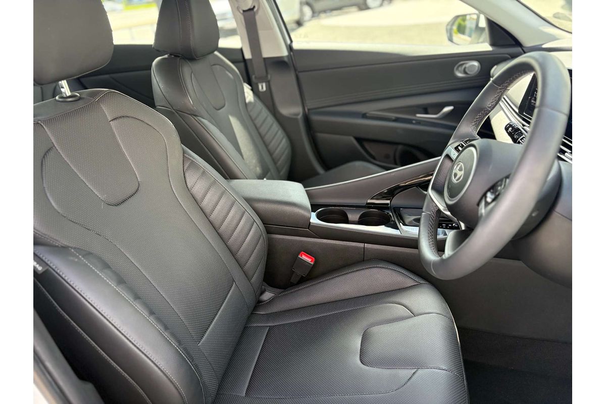 2024 Hyundai i30 Premium CN7.V2
