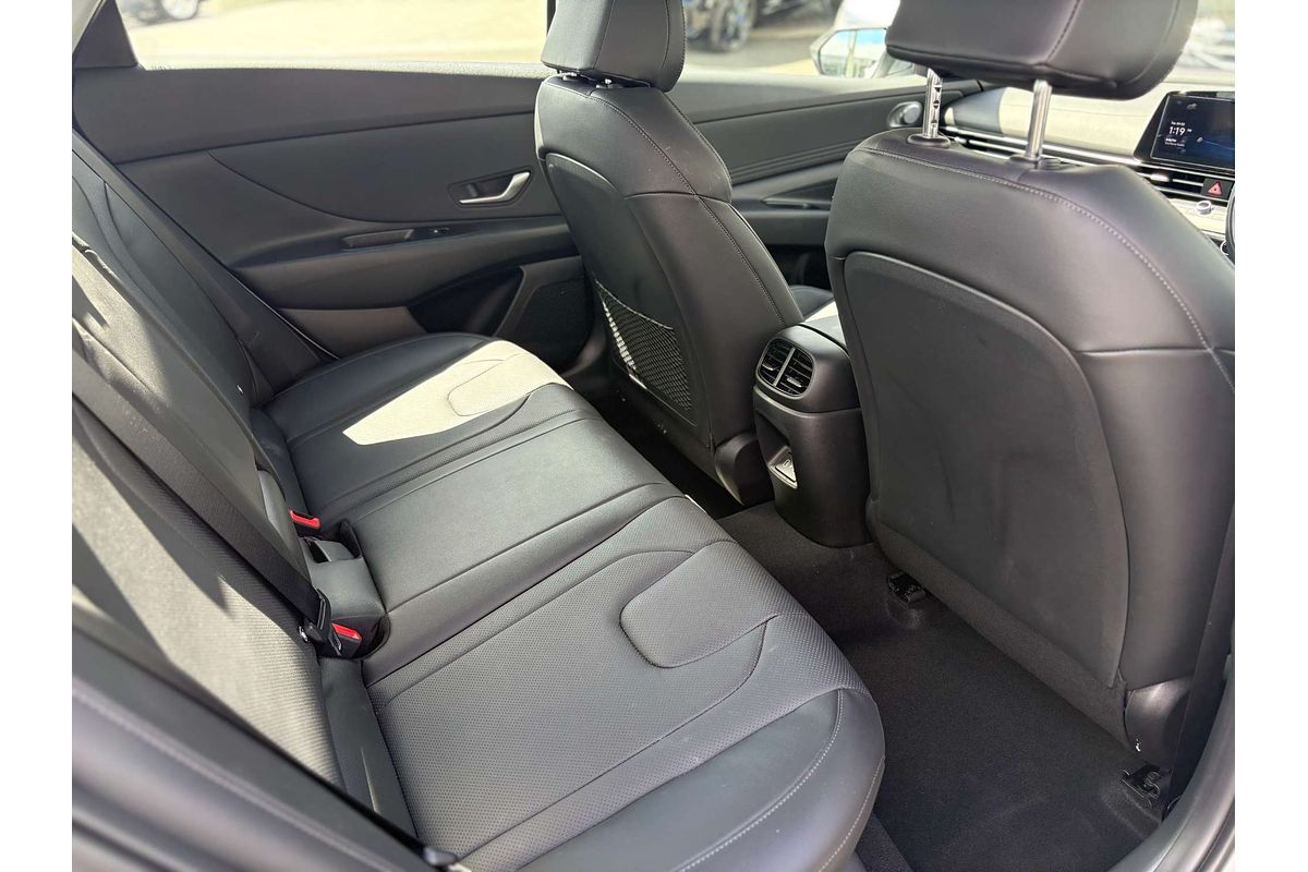 2024 Hyundai i30 Premium CN7.V2