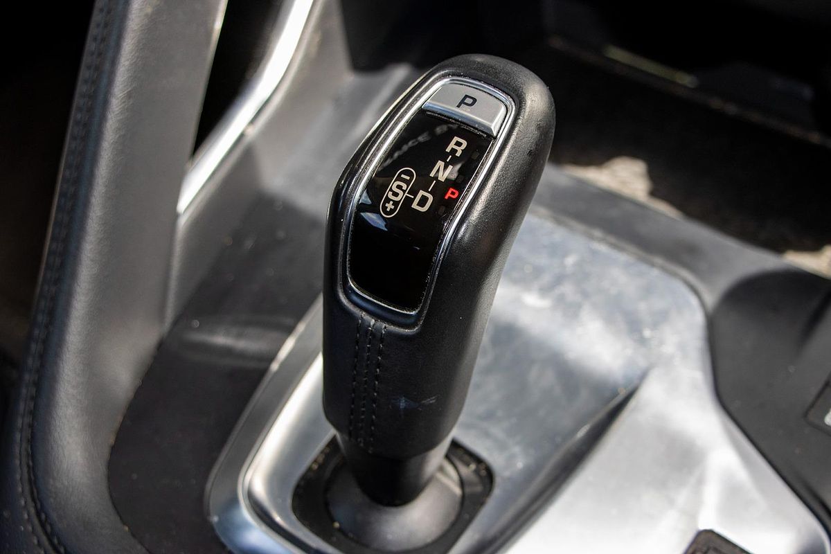 2018 Jaguar E-PACE D180 S X540