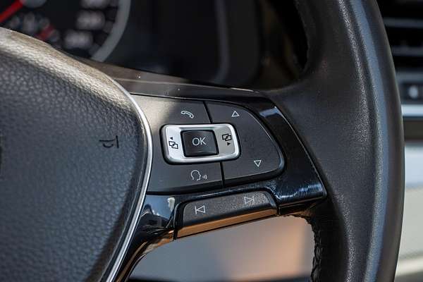 2016 Volkswagen Multivan TDI450 Highline T6 SWB
