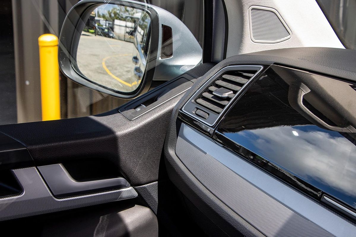 2016 Volkswagen Multivan TDI450 Highline T6 SWB