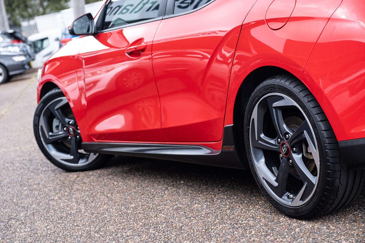 2019 Hyundai Veloster Turbo JS