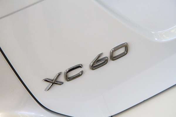 2016 Volvo XC60 T5 Luxury