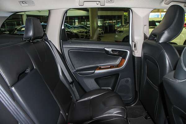 2016 Volvo XC60 T5 Luxury