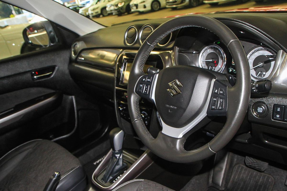 2023 Suzuki Vitara Turbo LY Series II