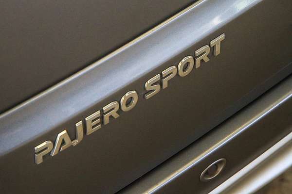 2019 Mitsubishi Pajero Sport GLX QE