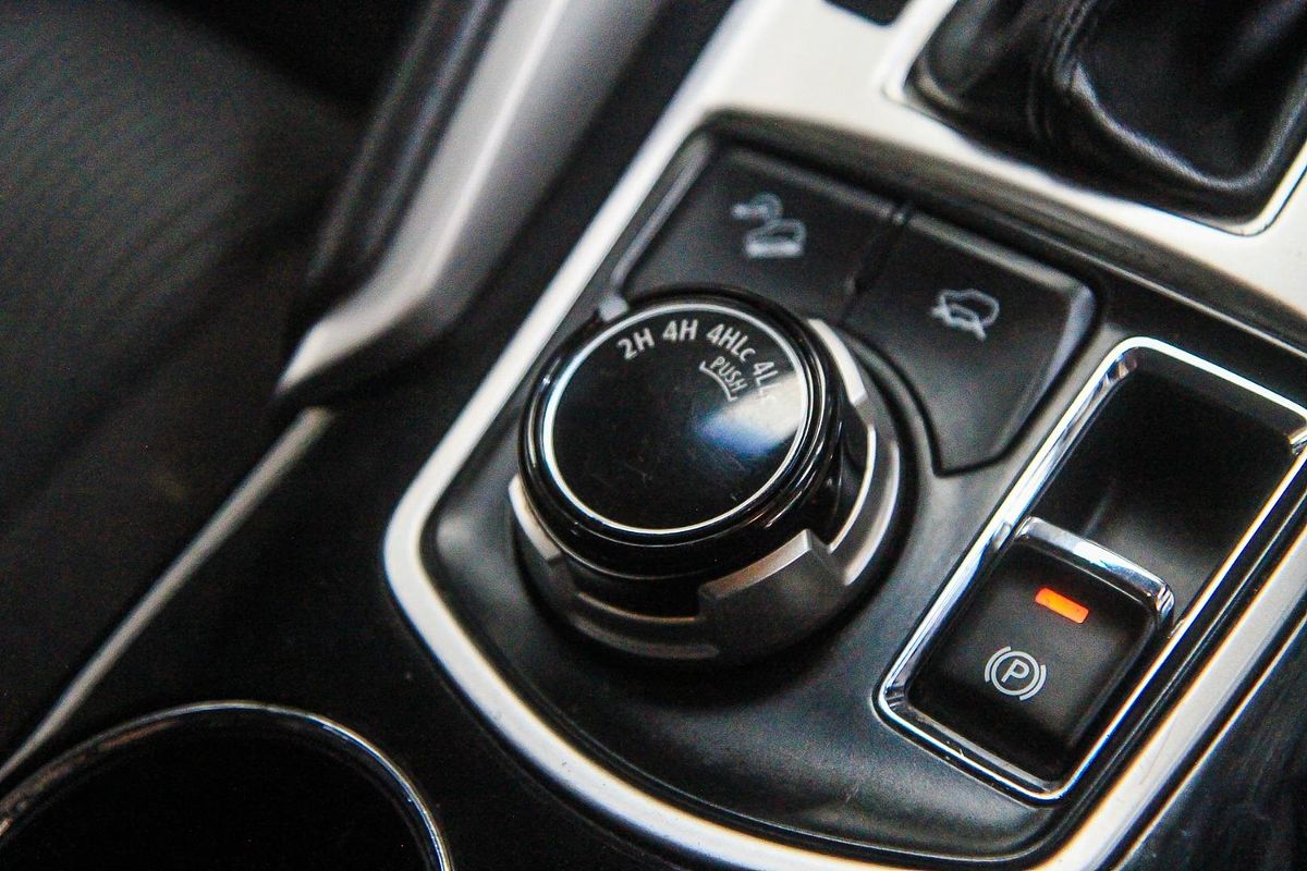 2019 Mitsubishi Pajero Sport GLX QE