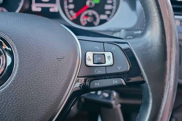 2017 Volkswagen Golf 92TSI Trendline 7
