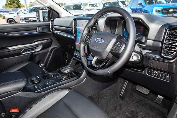2025 Ford Everest Trend