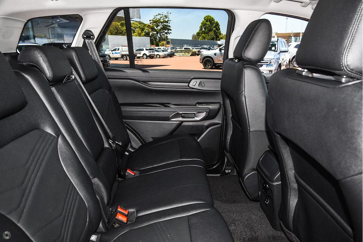 2025 Ford Everest Trend