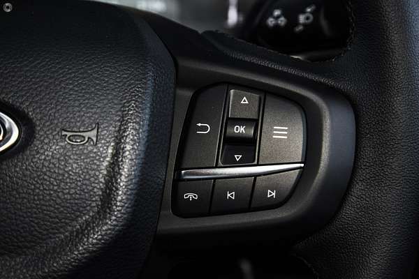 2025 Ford Everest Trend